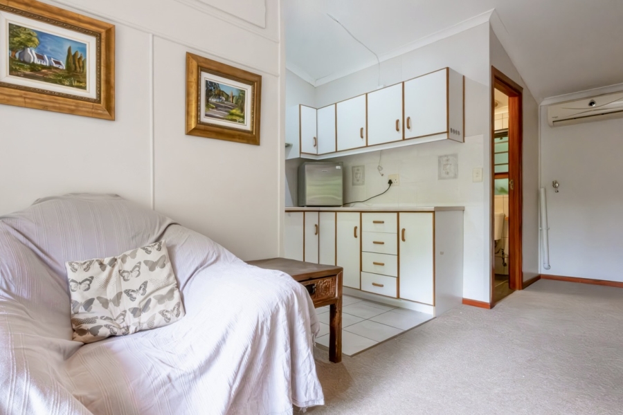 5 Bedroom Property for Sale in Fernridge Western Cape